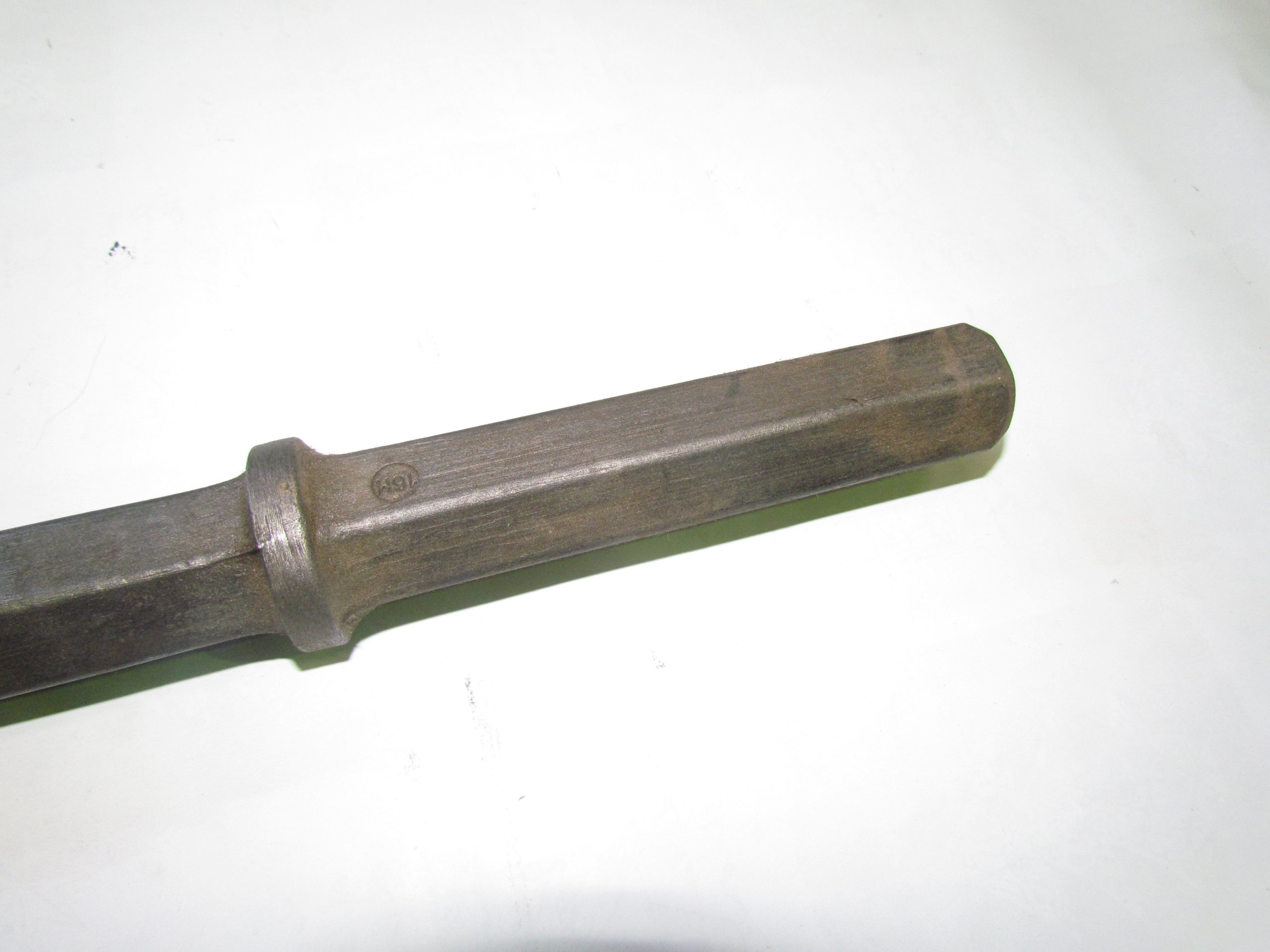 32mm X 160mm HEX Clay Spade for Pneumatic Breaker - Image 3